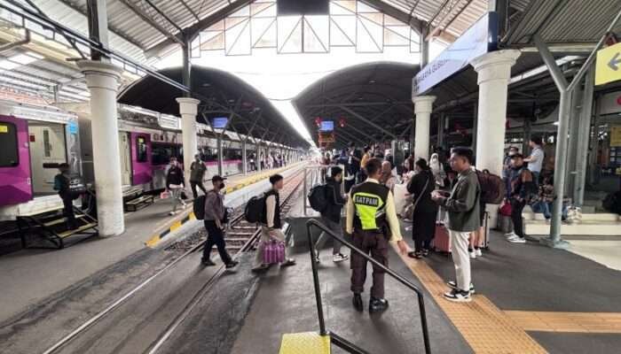 KAI Daop 8 Surabaya Buka Penjualan Tiket Lebaran 2026 Mulai 25 Januari